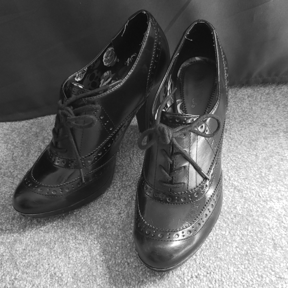 Bongo heels